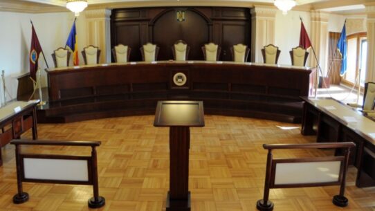 decizie CCR pensionare femei